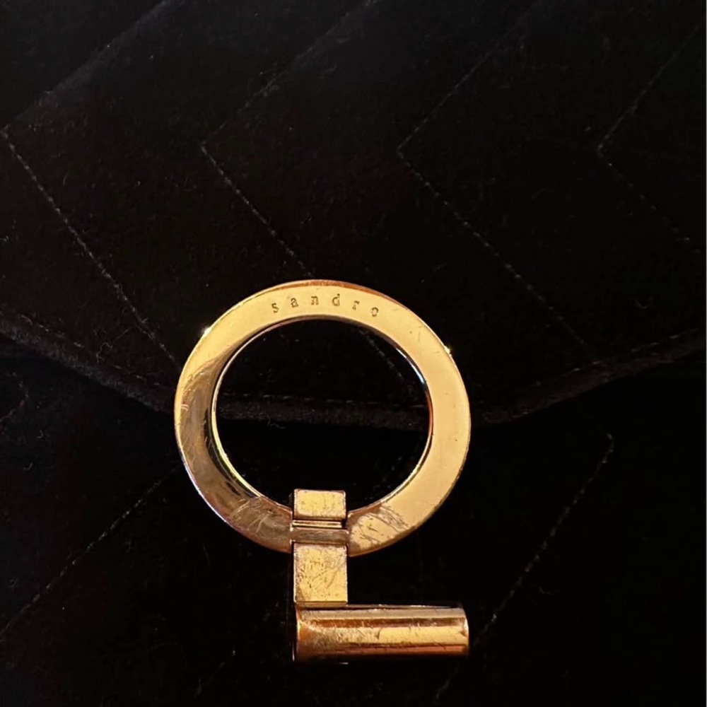 Sandro Black Velvet Shoulder Bag with Gold-Tone Chain - Picture 7 of 8